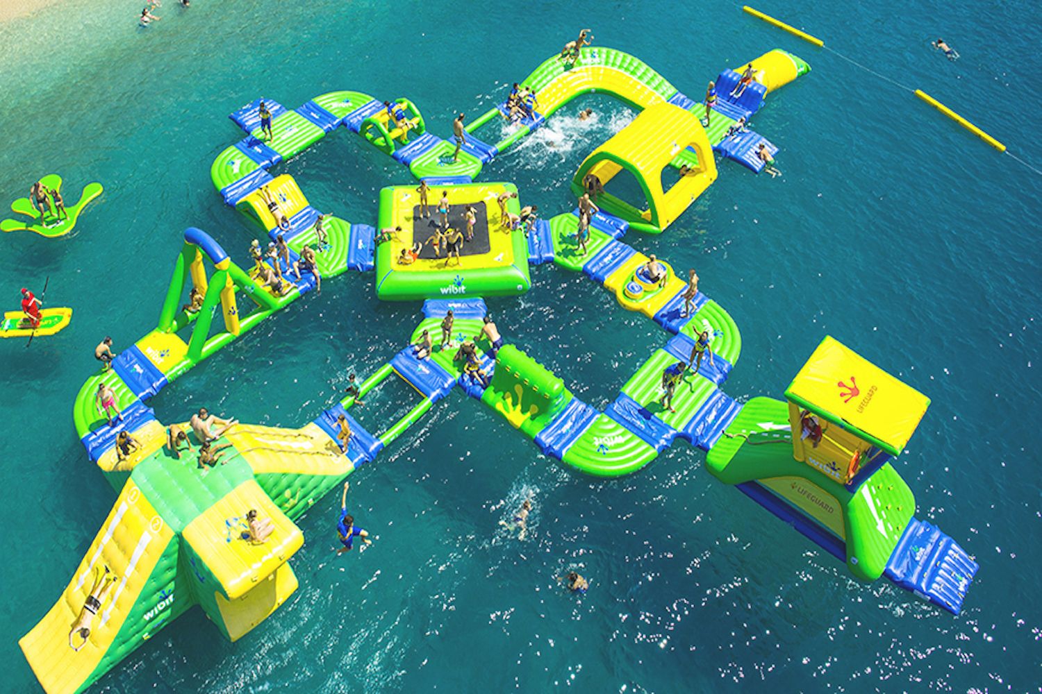 This massive inflatable water park is a must-see this summer - Curiocity