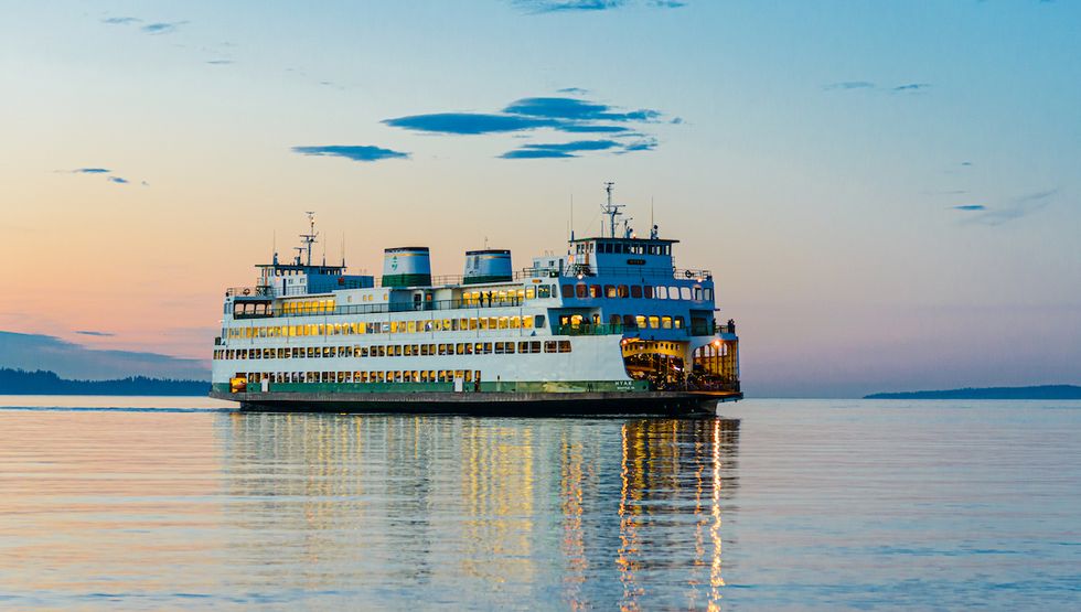 Puget,Sound,,Wa,,Usa,-,January,14,,2018;,Evening,Sailing washington state ferries