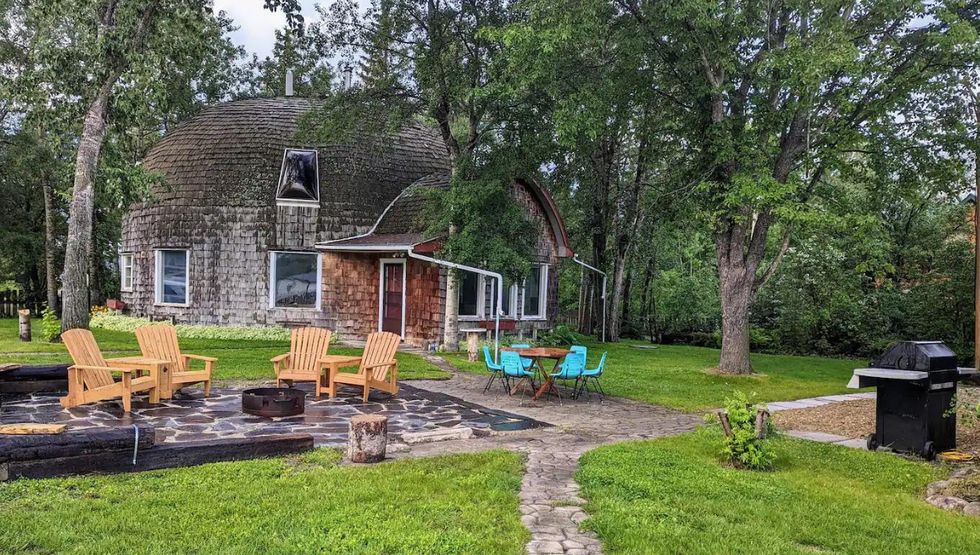 alberta airbnb