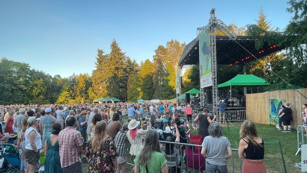 367492973_673187908183080_5771741460982764162_n zootunes
