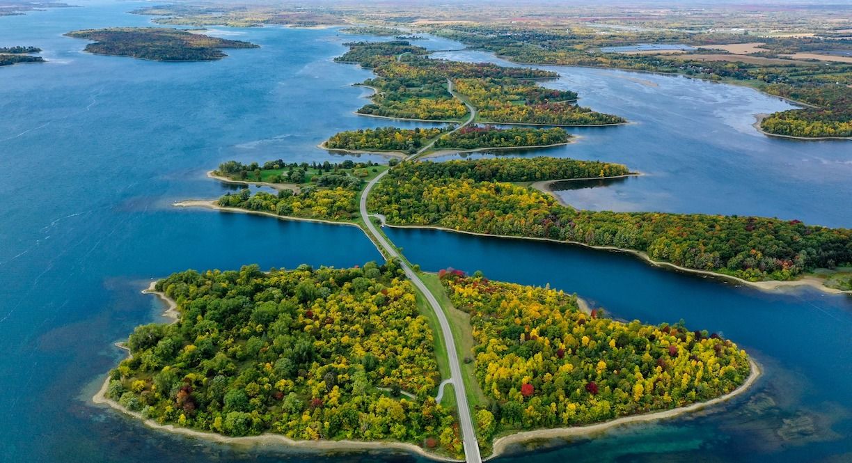 Long Sault Parkway in Ontario winds through 11 islands