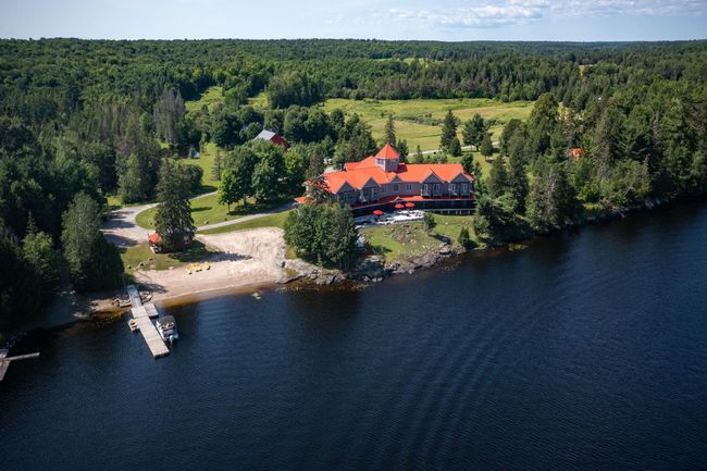 A ranch near Toronto opened and it's like stepping into Yellowstone