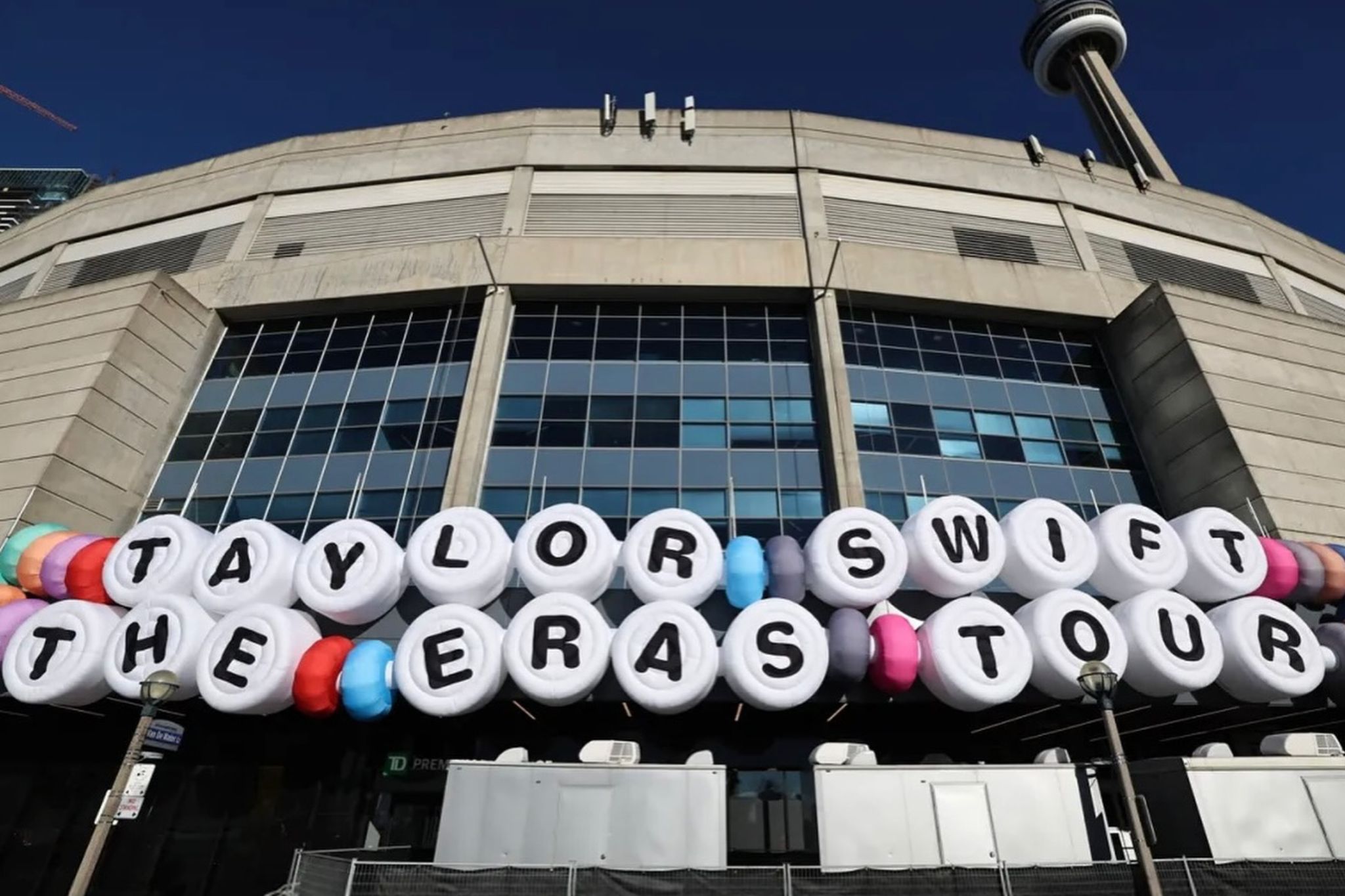 Taylor Swift bought the 'Eras' bracelet from Vancouver and Toronto