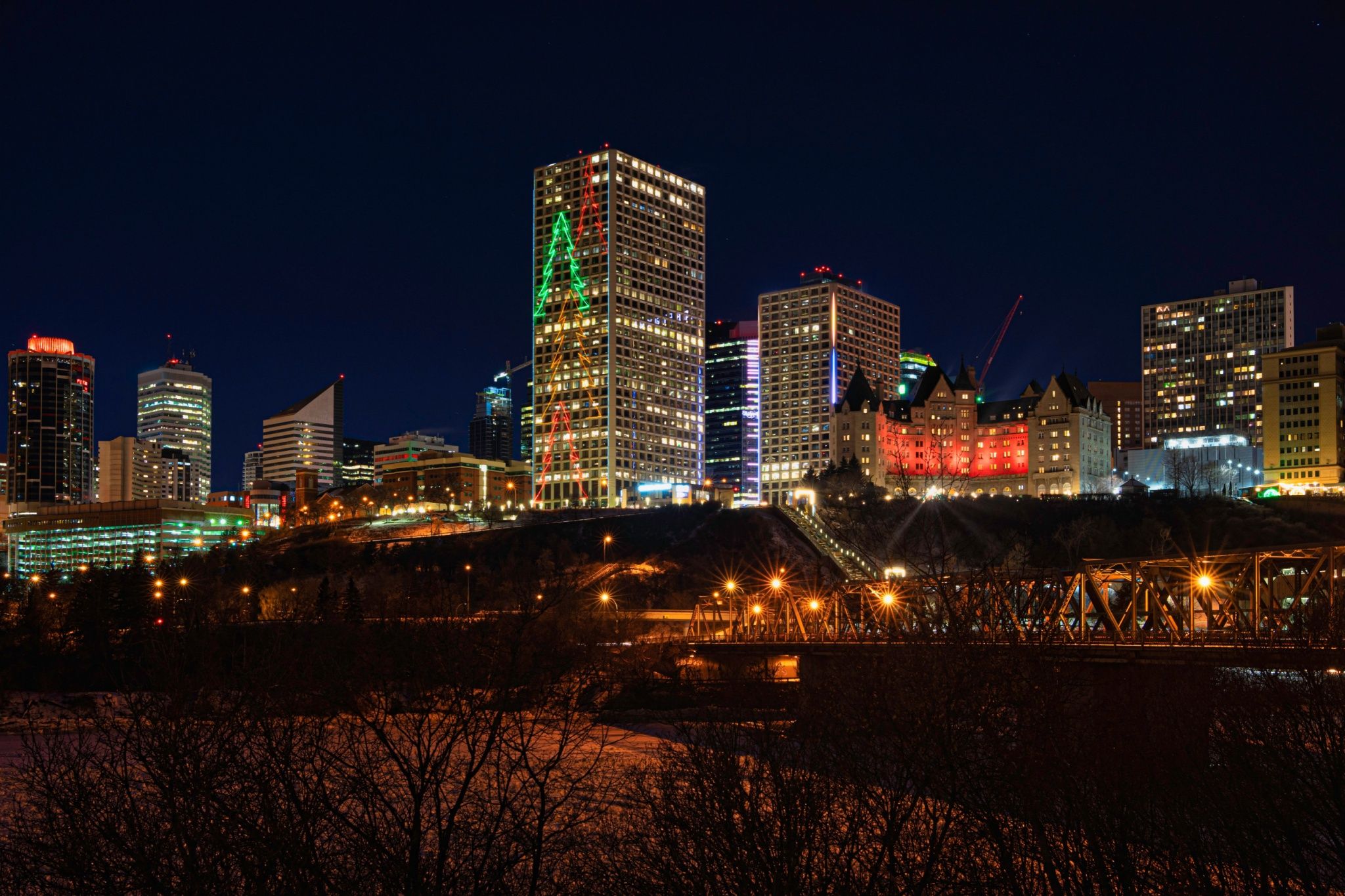 Here’s what’s open and closed on Christmas Day in Edmonton Here’s what’s open and closed on Christmas Day in Edmonton