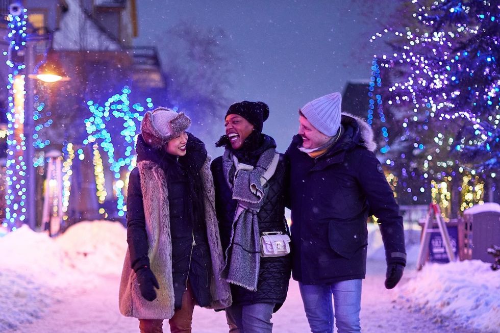 ontario towns holiday