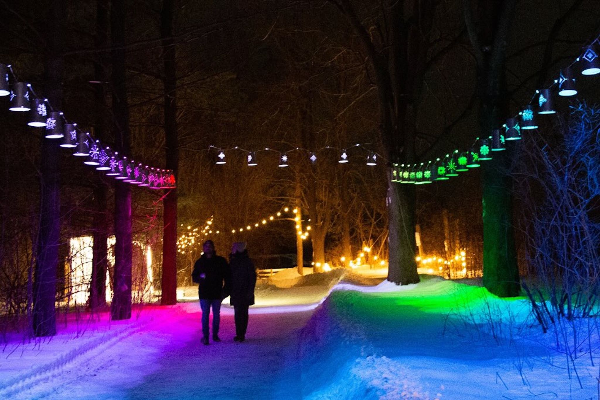 This Ontario park is known for its award-winning outdoor light displays and twinkling trails 