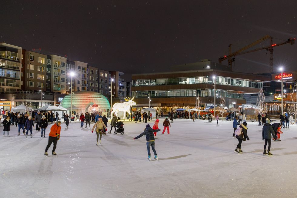 580904191_1280682700766284_855296382219479720_n curiocity calgary university district skating