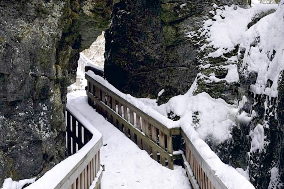 Mono Cliffs Provincial Park