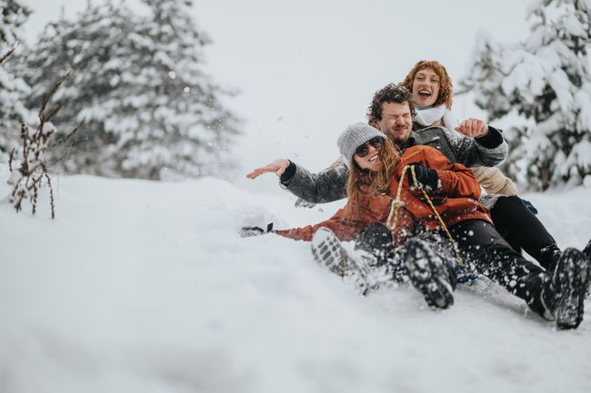 5 of the best hills to toboggan in Calgary