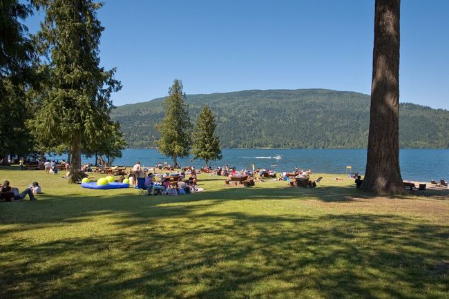 lakes bc
