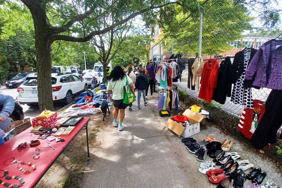 toronto yard sale