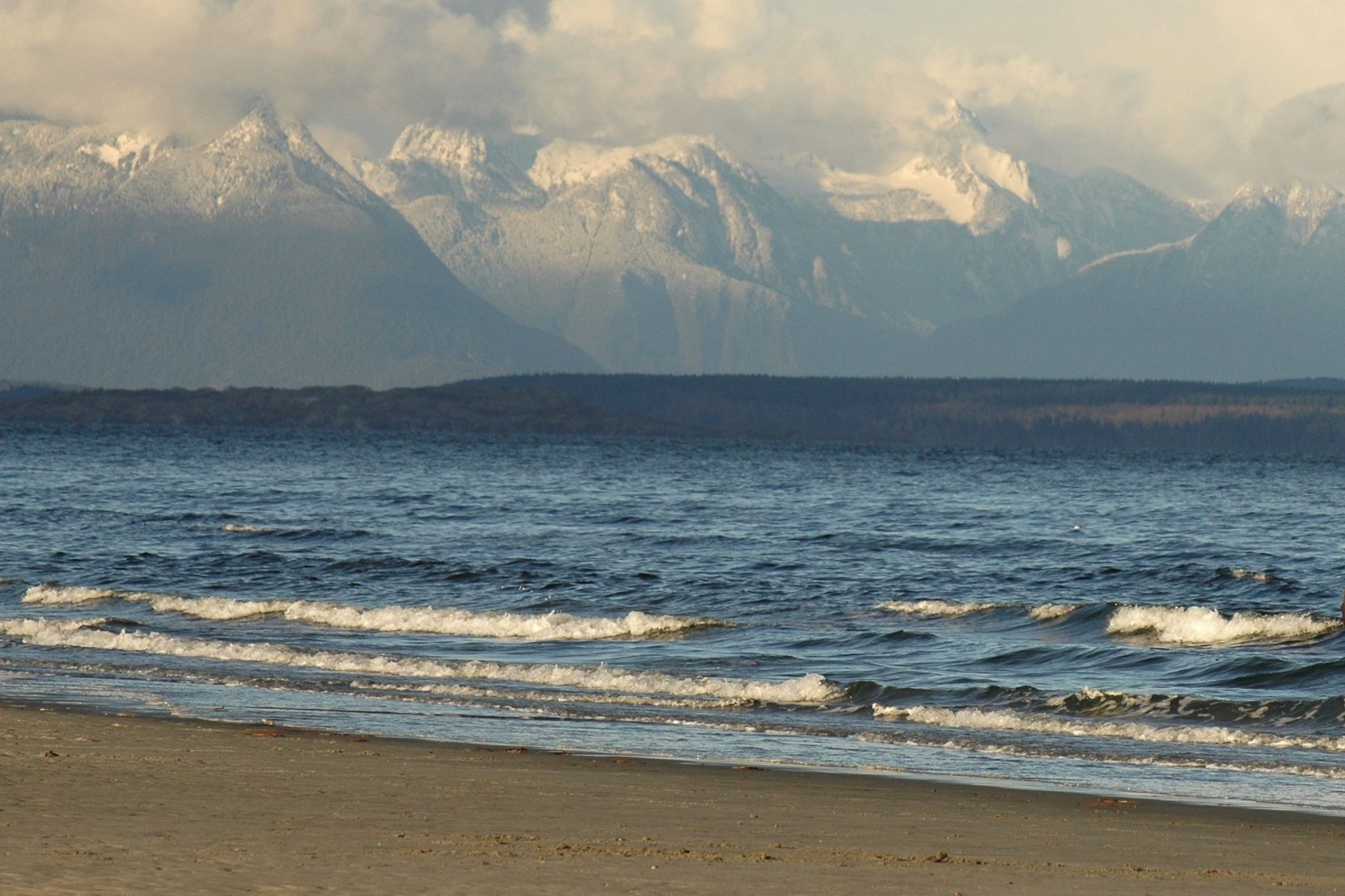 This dreamy white sand beach in B.C. comes with stunning mountain views This dreamy white sand beach in B.C. comes with stunning mountain views