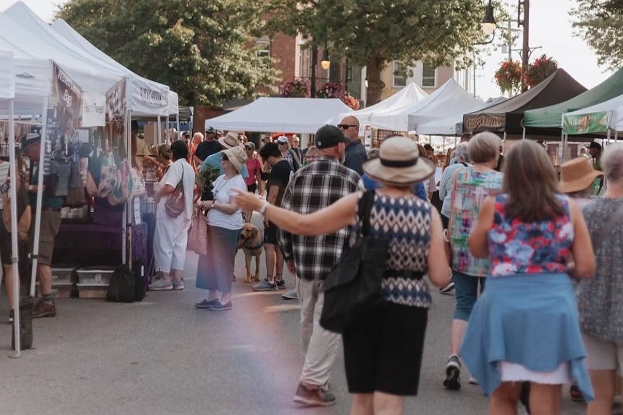 B.C.’s largest farmers market has over 200 local vendors and it’s 20 minutes from Vancouver B.C.’s largest farmers market has over 200 local vendors and it’s 20 minutes from Vancouver