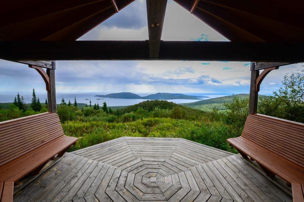 pic island lookout trail pic island lookout trail