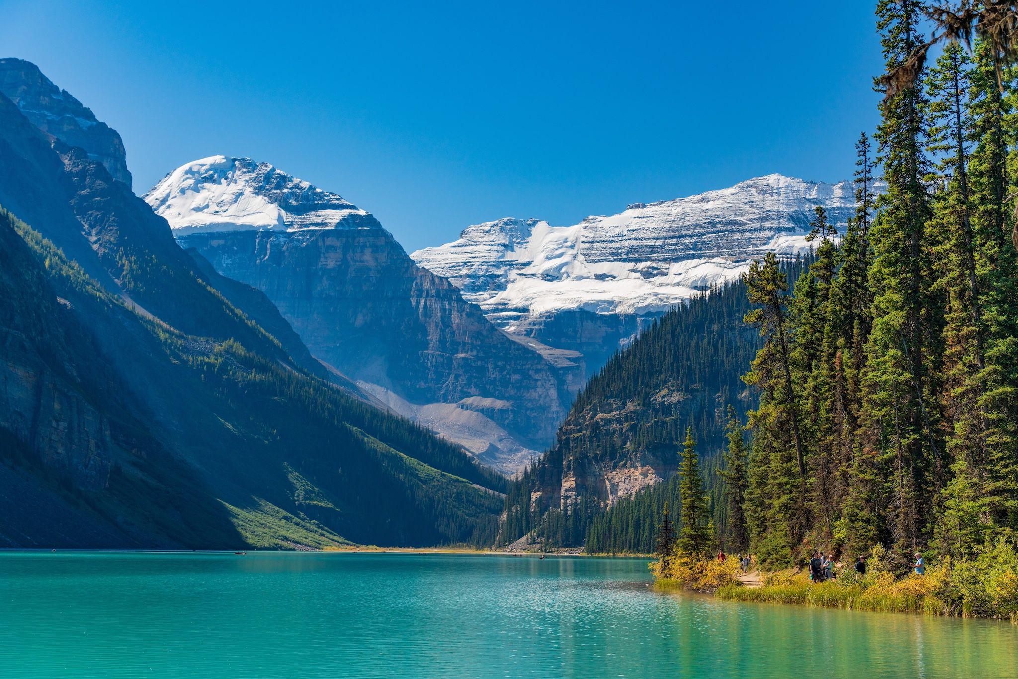 This famous Alberta lake was named one of the cleanest in Canada This famous Alberta lake was named one of the cleanest in Canada