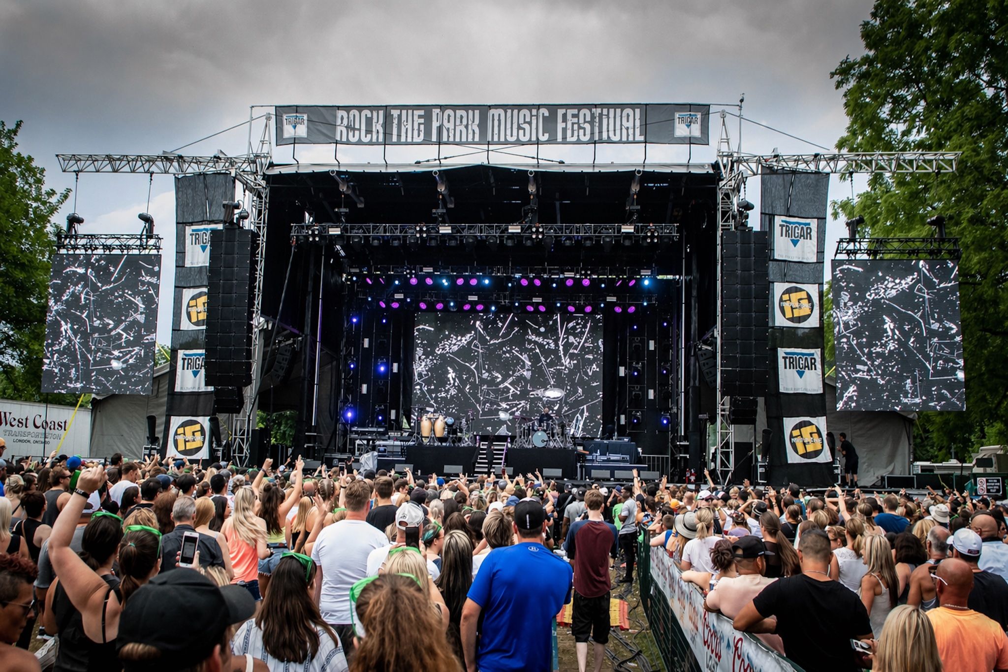 Rock The Park in London with a Canadian casino that fits your rhythm