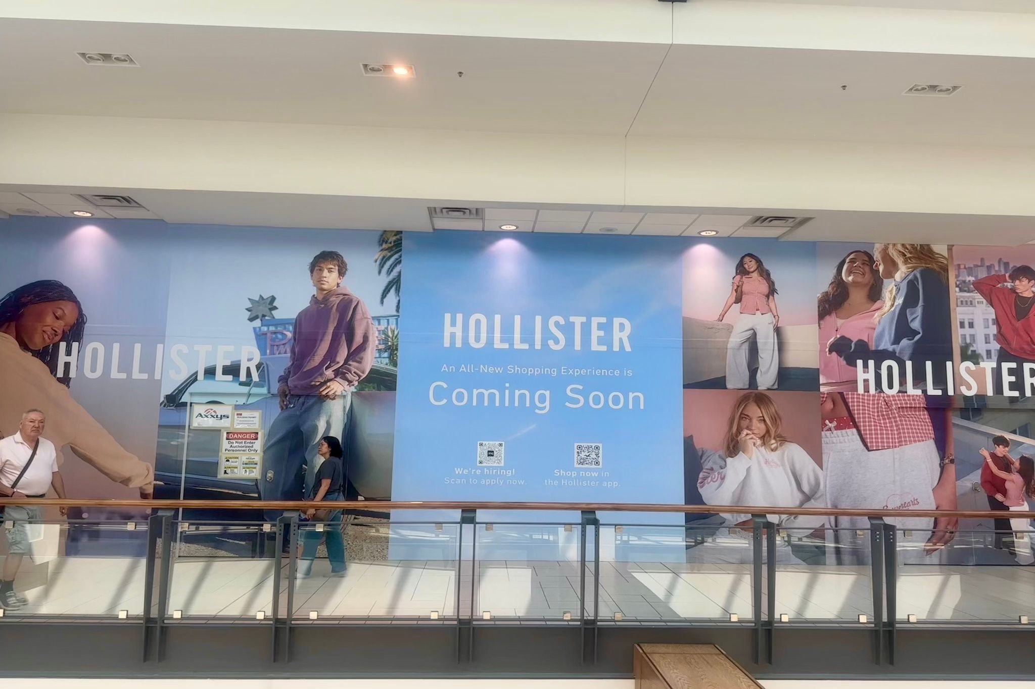 Hollister is returning to Calgary with a brand-new CF Chinook Centre store Hollister is returning to Calgary with a brand-new CF Chinook Centre store