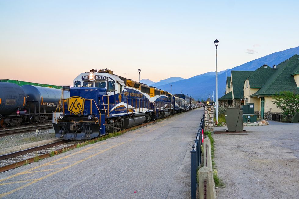 rocky mountaineer rocky mountaineer