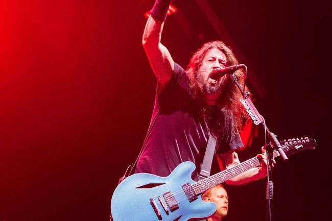 foo fighters concert