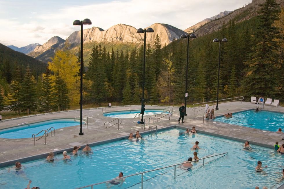 miette hot springs alberta