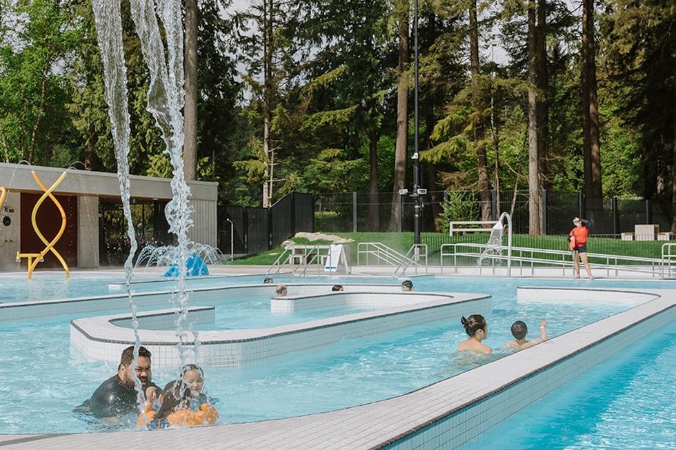 mundy park outdoor pool