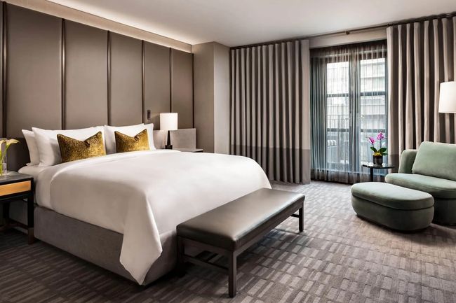 toronto hotels michelin