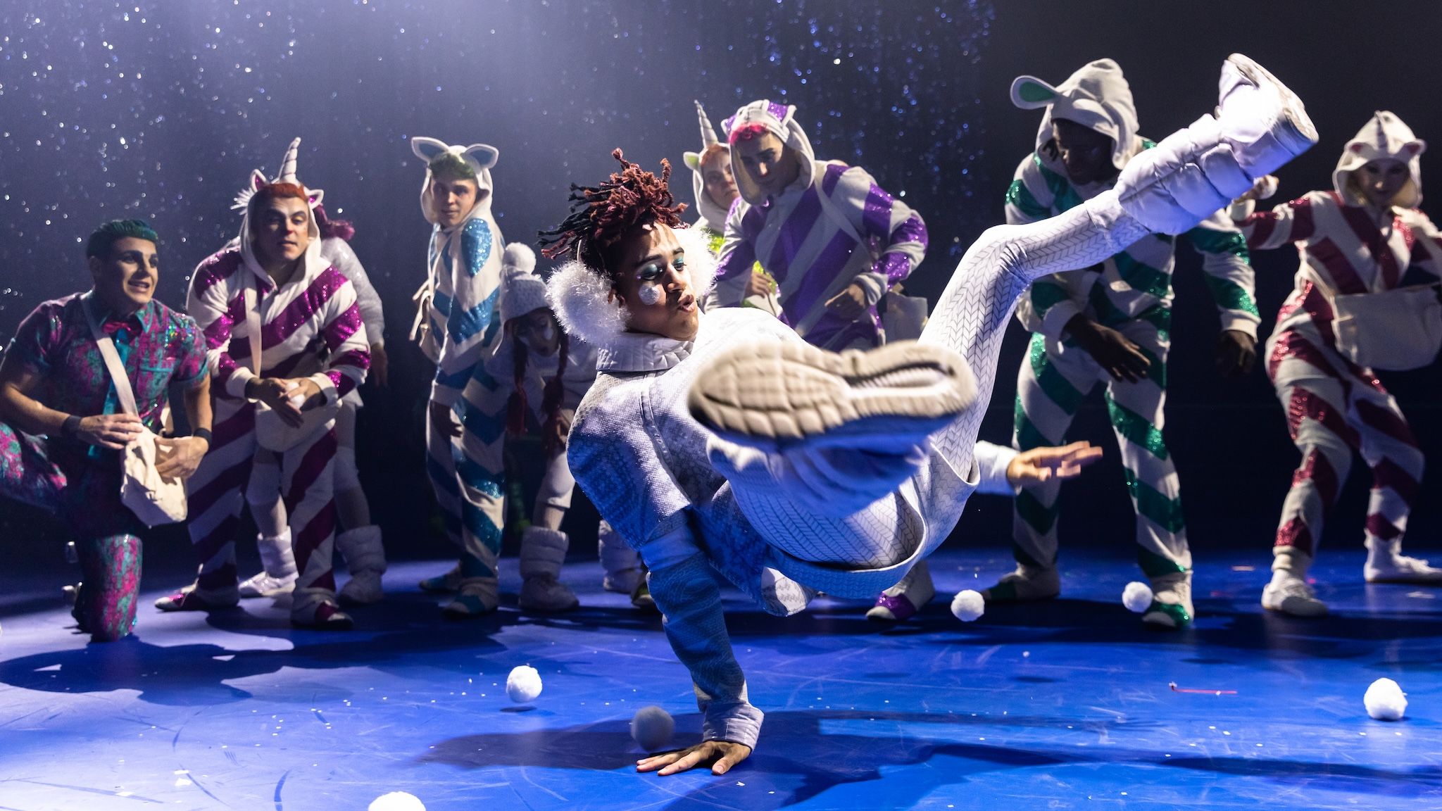 Toronto is getting a Cirque du Soleil Christmas show with breakdancing elves Toronto is getting a Cirque du Soleil Christmas show with breakdancing elves