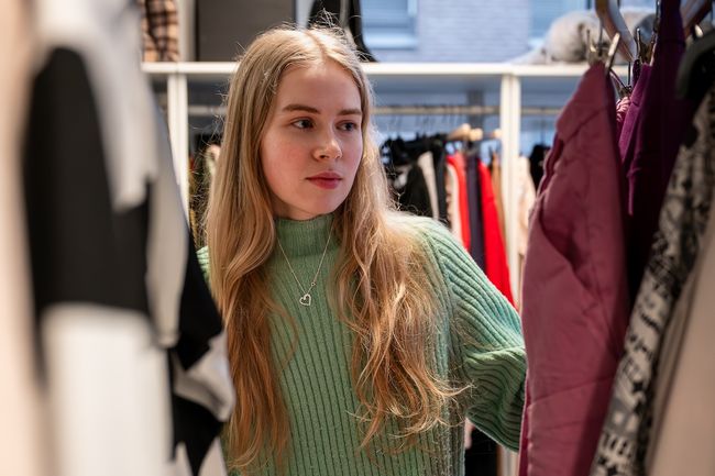 last-minute halloween costumes thrifting vancouver
